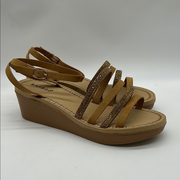 Bamboo Tan Rhinestone Strappy Wedge Sandals Size 7.5 NWT - Picture 1 of 8